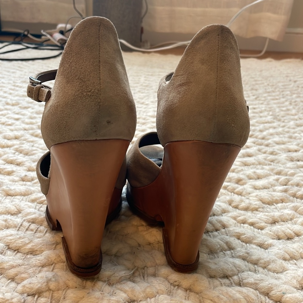 Sam Edelman Javi Suede Heels - Picture 5 of 10